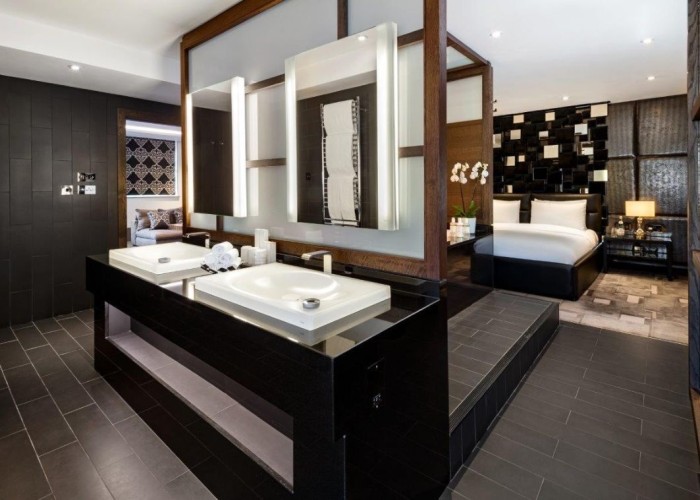 32. Hotel Room, Bathroom (2 sinks)