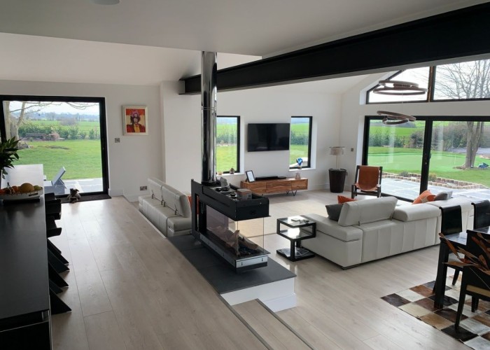 11. Livingroom, Windows, Open-plan