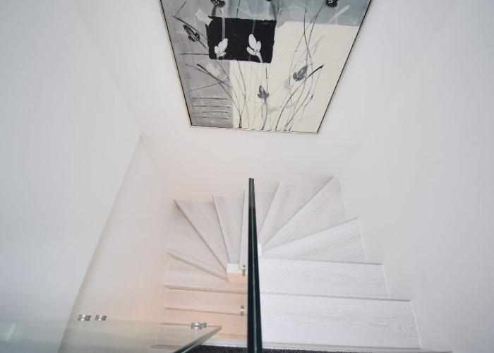 6. Stairway