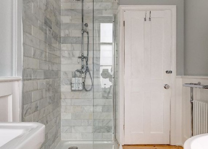 24. Bathroom (Roll Top), Bathroom (Shower and bath)