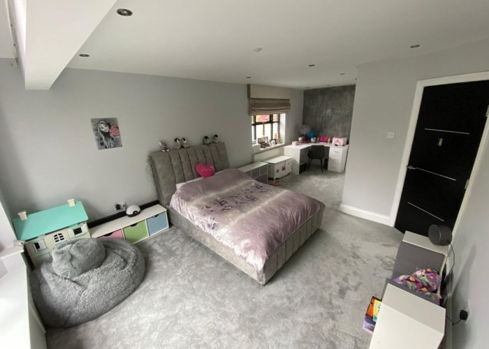 23. Bedroom (Double)