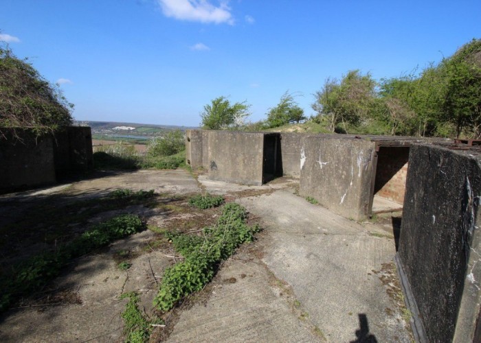 London: Wasteland, Woodland, Stone Walls - Backdrops For Video & Stills Shoots, Kent