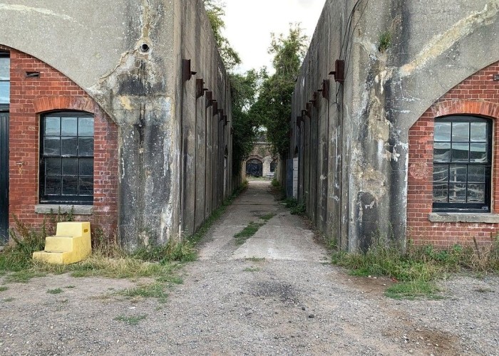 Alley, Coronavirus-Friendly at London: Wasteland, Woodland, Stone Walls - Backdrops For Video & Stills Shoots, Kent