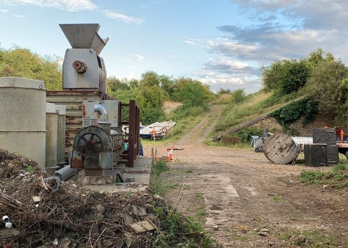 London: Wasteland, Woodland, Stone Walls - Backdrops For Video & Stills Shoots, Kent