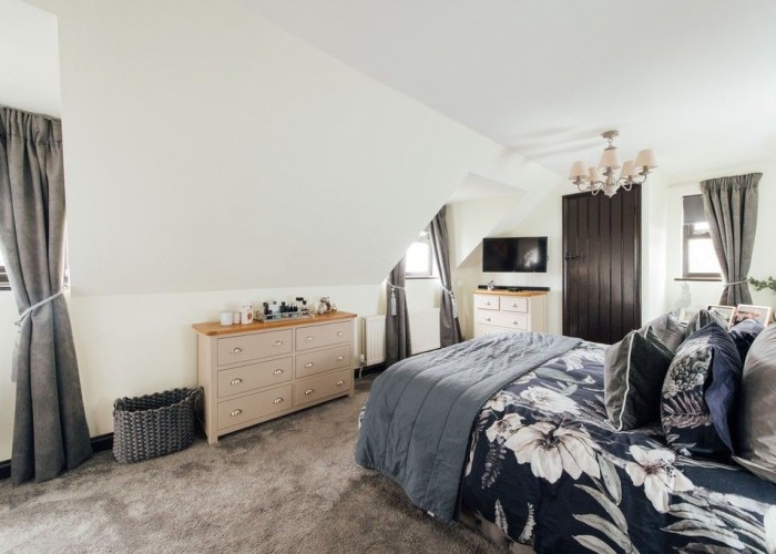 21. Bedroom (Double)