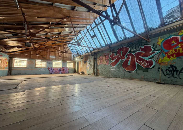 23. Graffiti, Warehouse (Derelict)