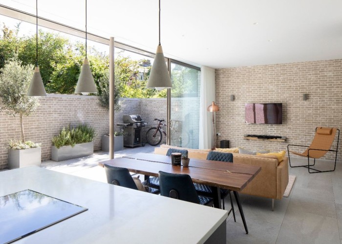 8. Livingroom, Kitchen, Diningroom, Open-plan