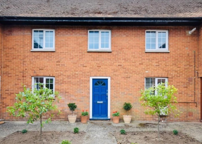 1. Semi-Detached House, Coronavirus-Friendly