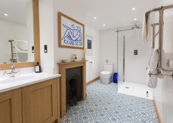 13. Bathroom, Bathroom (Large)