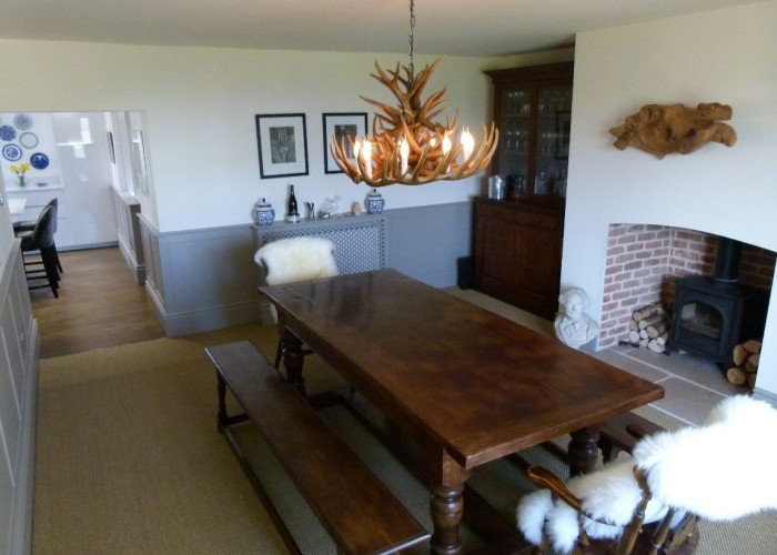 6. Diningroom