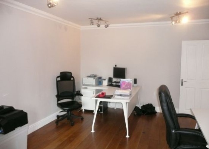 23. Home Office / Study