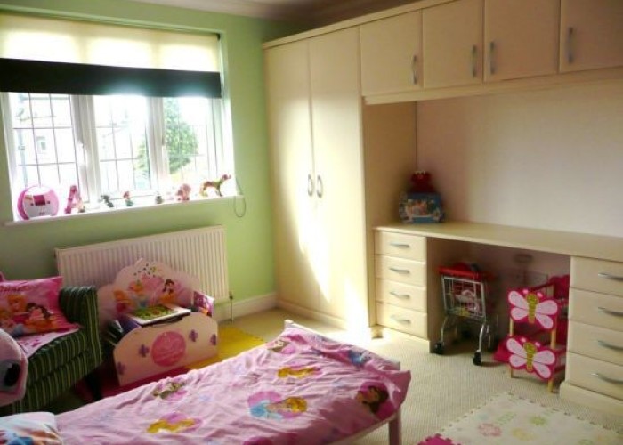 27. Childrens Bedroom
