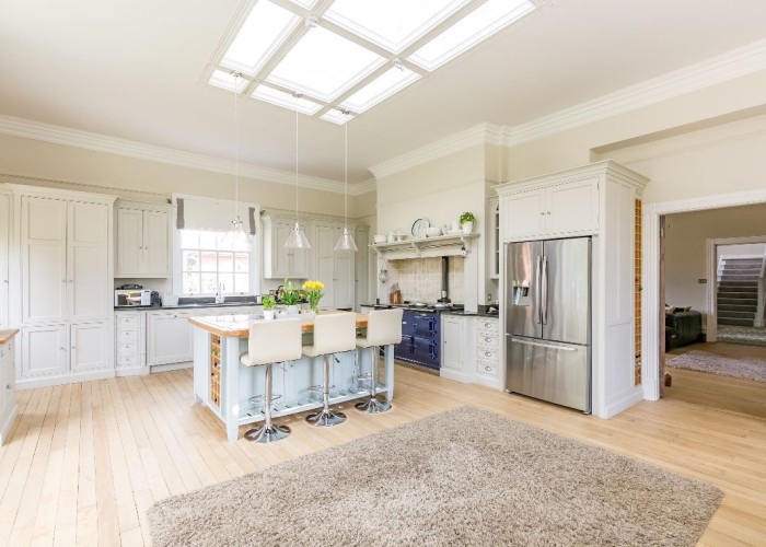 15. Kitchen, Kitchen (With Island), Kitchen (Cream or White units), Kitchen (Modern)