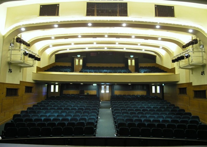 7. Auditorium