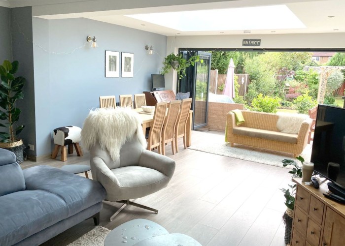 10. Diningroom, Open-plan, Bi-Fold Doors