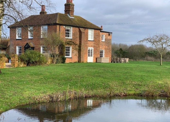 1. Lake / Pond, Coronavirus-Friendly