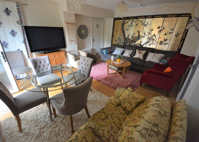 7. Livingroom, Diningroom