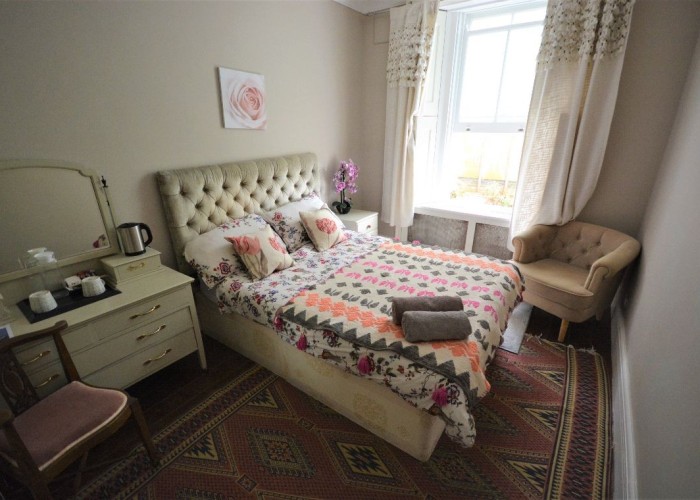 10. Bedroom (Double)