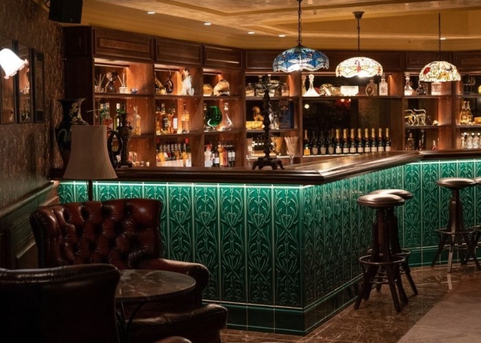 2. Pub / Bar, Coronavirus-Friendly