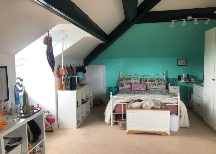 16. Bedroom (Double)