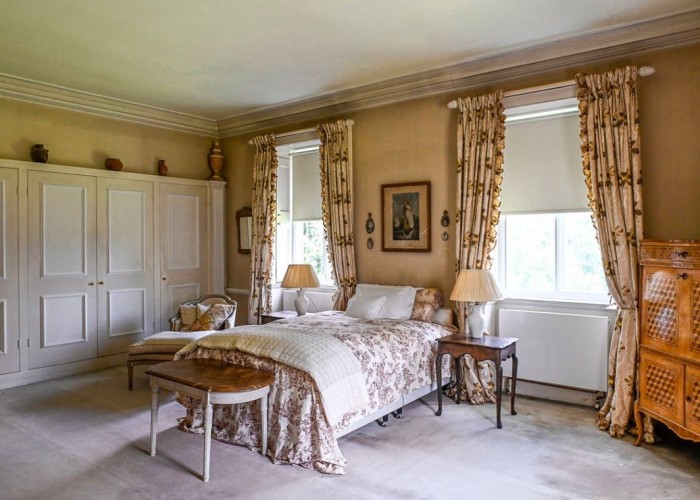 25. Bedroom (Double)