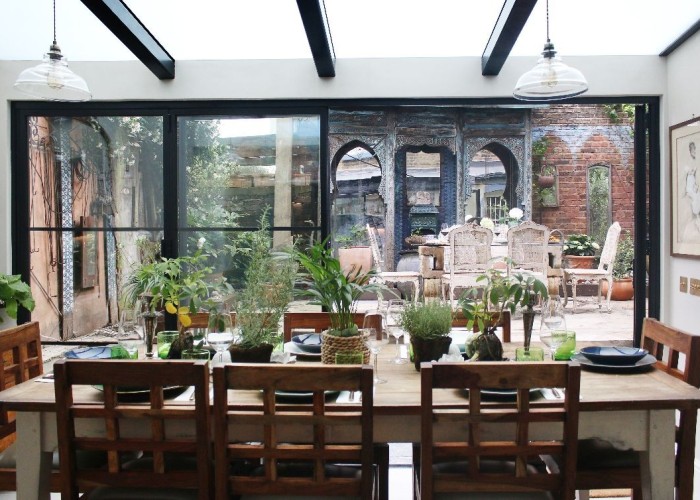 6. Diningroom