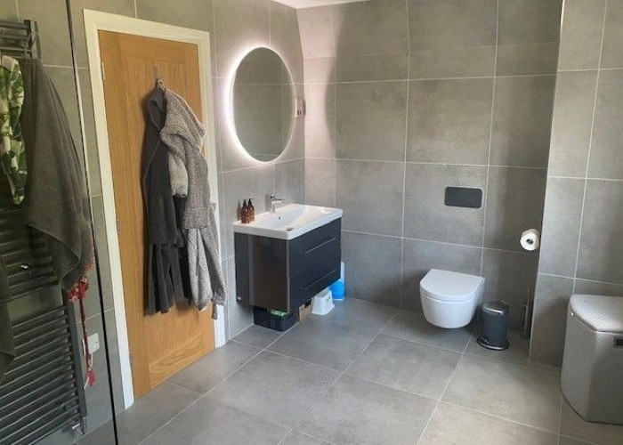 13. Bathroom, Bathroom (Large)