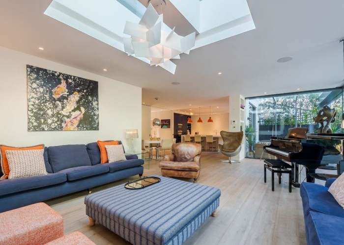 11. Livingroom