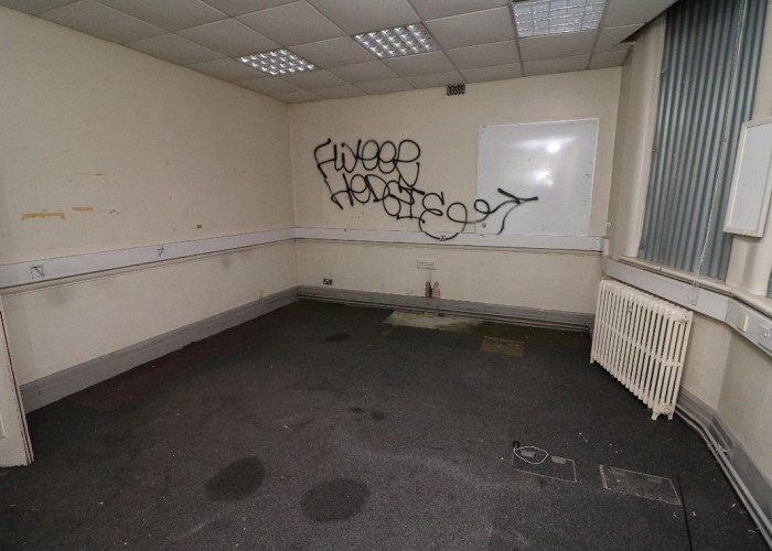 6. Graffiti, Derelict, Empty / Spare Room