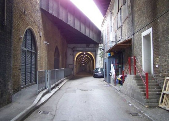 2. Tunnel