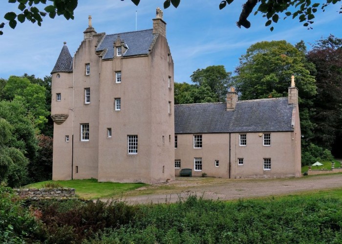 3. Castle, Coronavirus-Friendly