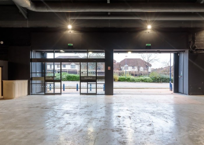 7. Warehouse (Drive-In)