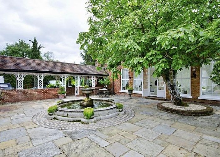 62. Patio / Veranda