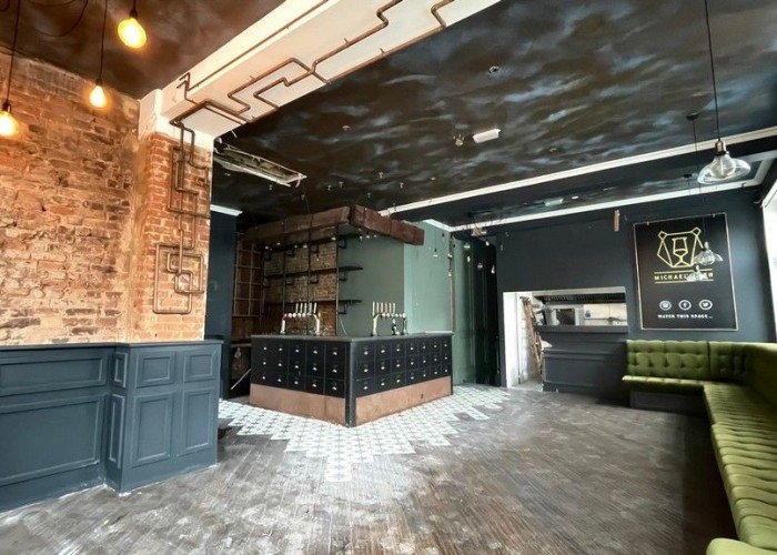 1. Empty Room, Pub / Bar