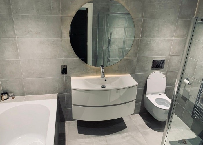 21. Bathroom, Bathroom (Shower and bath)