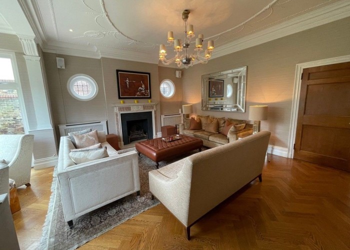 35. Drawing Room