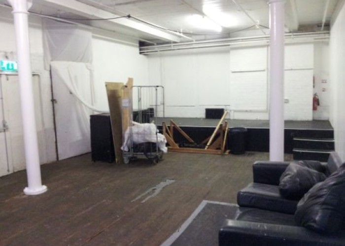 4. Warehouse (Pillared)