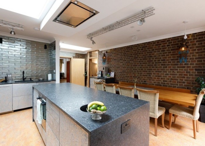 7. Kitchen (Modern), Kitchen (Electric/Induction Hob)