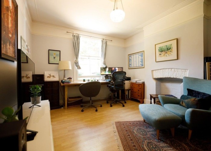 19. Home Office / Study
