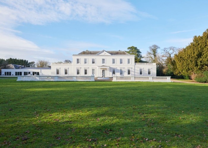 1. Manor House, Garden (Rear, Large), Coronavirus-Friendly