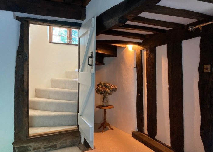 18. Staircase (Spiral)