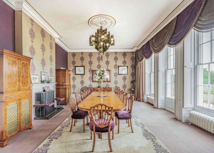 66. Diningroom