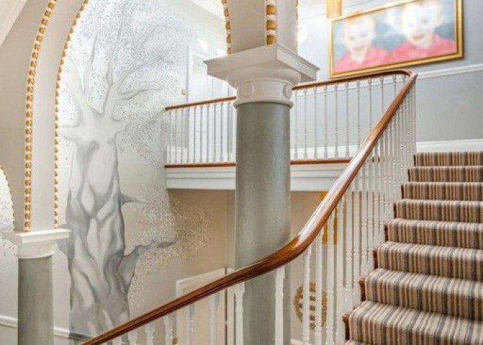 69. Staircase (Sweeping)