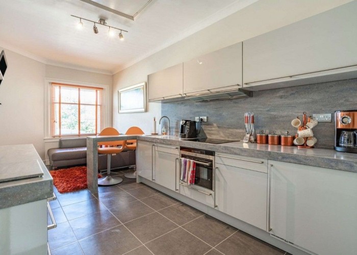 79. Kitchen (2 Kitchens), Kitchen (Electric/Induction Hob)