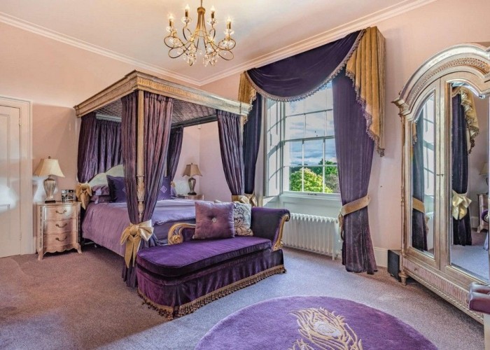 81. Bedroom (Double)