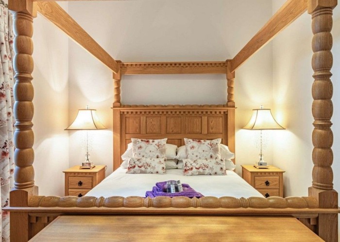 91. Bedroom (Double)