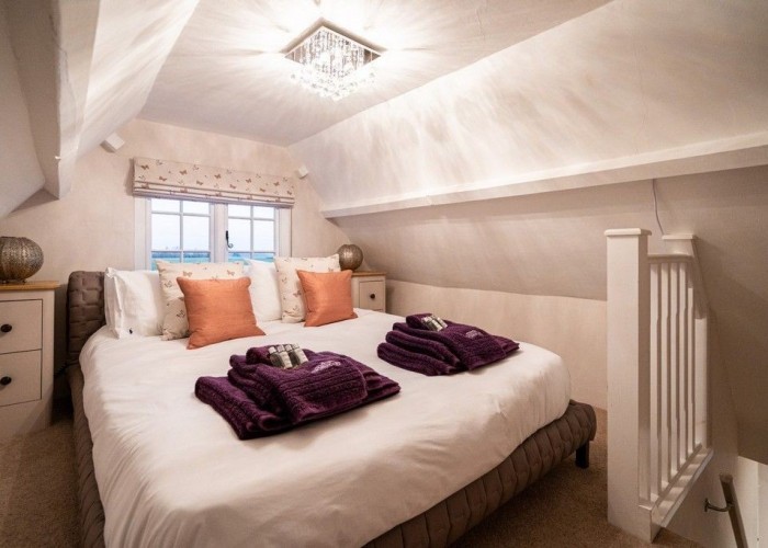 103. Bedroom (Double)