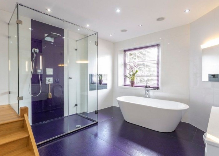 110. Bathroom (Large), Bathroom (Roll Top), Bathroom (Shower and bath)