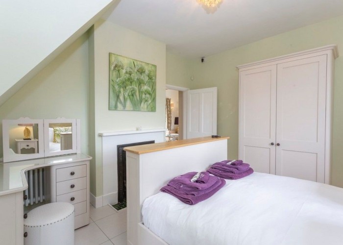 115. Bedroom (Double)