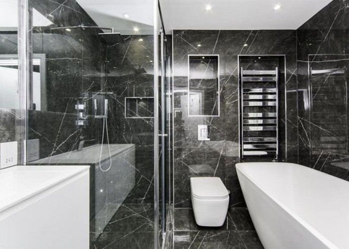 15. Bathroom (Roll Top), Bathroom (Shower and bath)